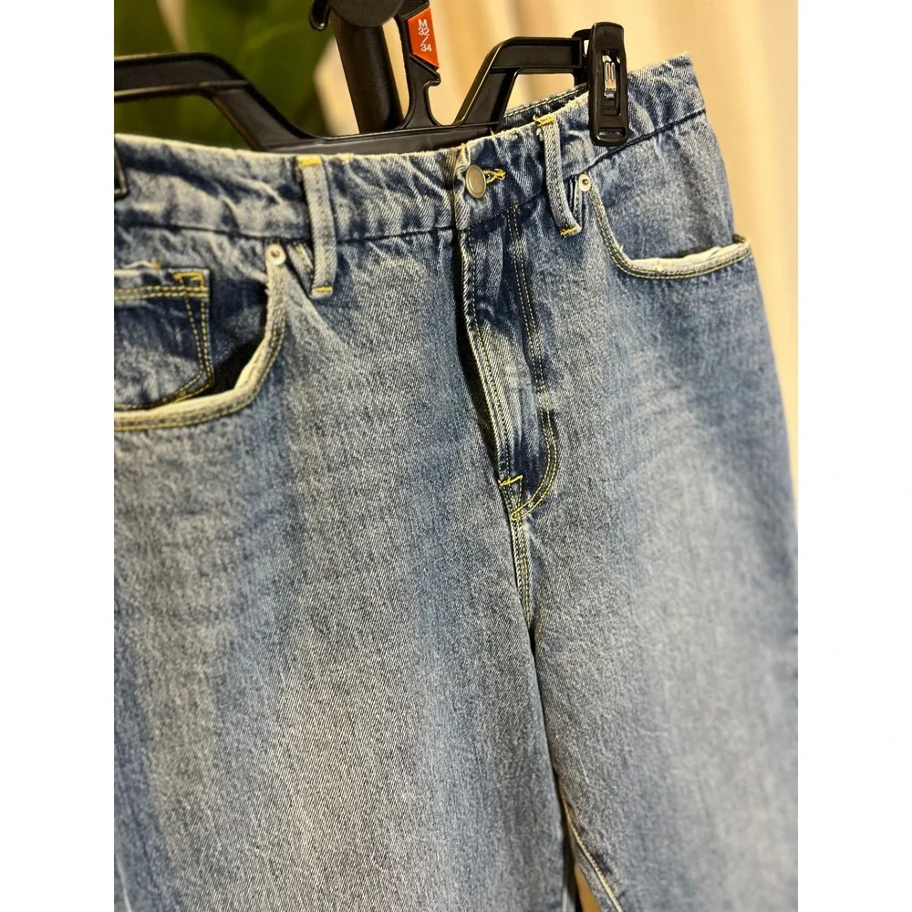 Good American High Rise Straight Leg Jeans Medium Wash Blue Size 12/31 Split Hem